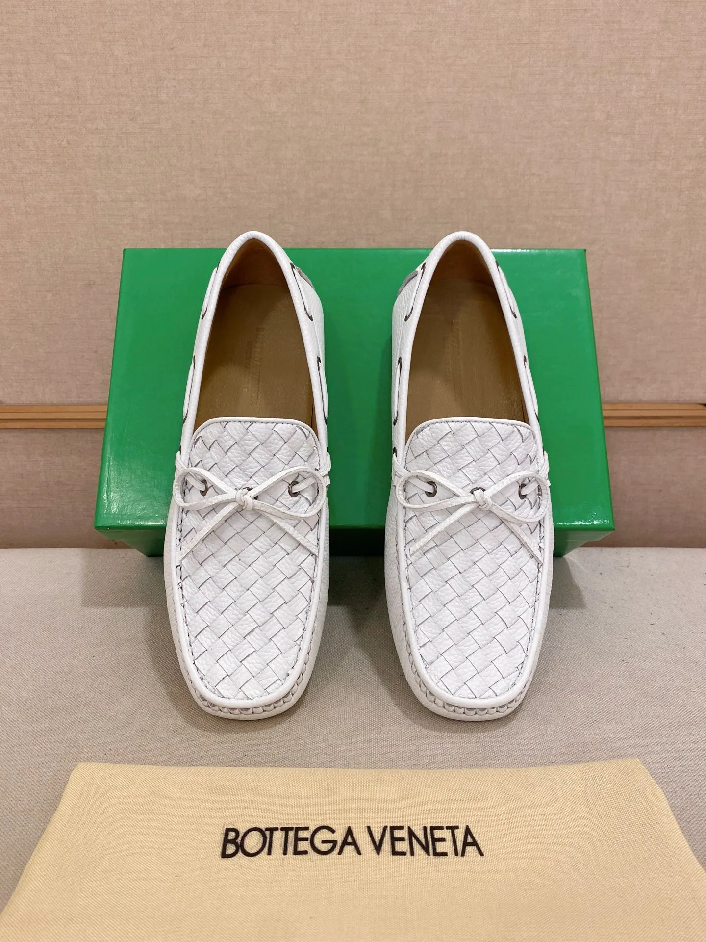 Men's shoes 💰 400💰 (Niu Li + Niu Pad) [BV] latest hot style‼ ️Casual men's shoes, uppers imported deer pattern first-layer cowhide ➕Full imported cowhide lining✔️Exquisite workmanship, excellent foot feel, special rubber soles✔️, cool and fashionable, the latest fashion, fashionable outsole, hurry up. Code number: 38-44 (can be customized to 37.45, non-refundable)